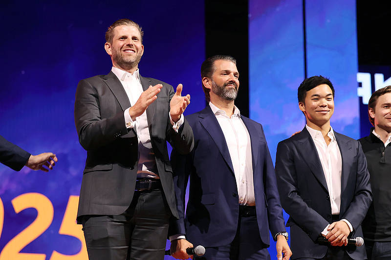 关联比特币矿商IPO首日受热捧，特朗普家族扩大加密币版图