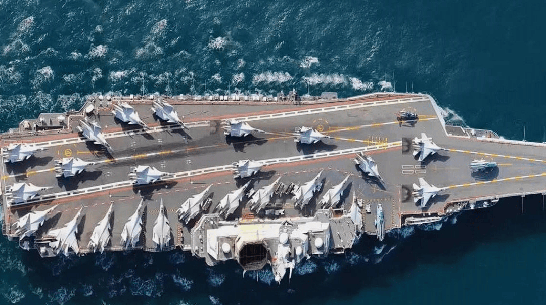 就这么官宣了?央视:歼-35型舰载机登上“辽宁”舰,这意味着什么?